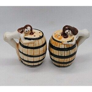 Vintage 1950's Pin Up Girl Whiskey Barrel Salt Pepper Shaker's Made in Japan